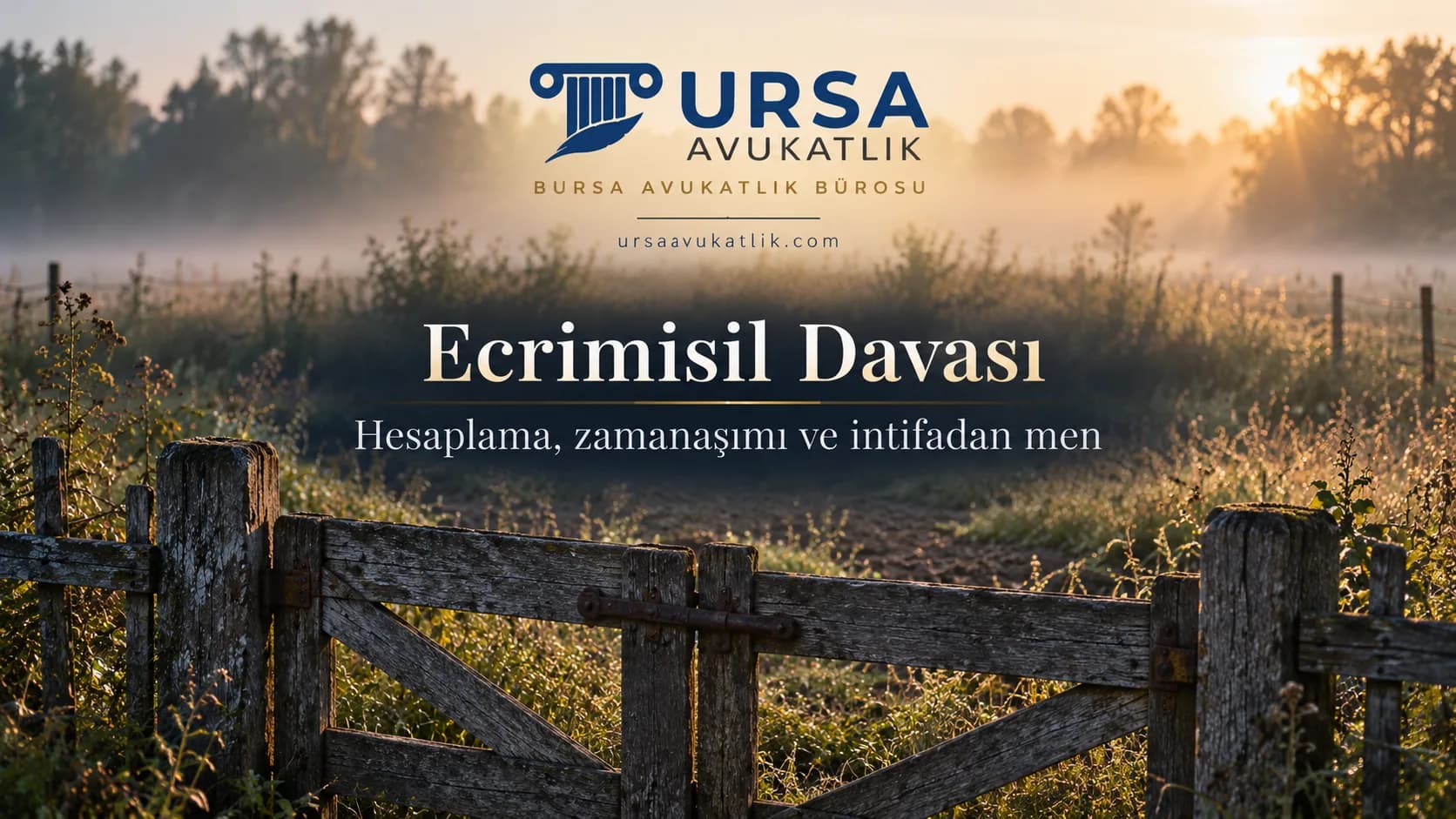 Sisli bir sabahta çitle çevrili boş arsanın kapalı bahçe kapısı ile taşınmazın haksız kullanımı için istenen ecrimisili simgeleyen kapak görseli